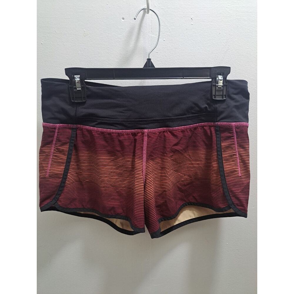 Lululemon Shorts Women 6 Tracker 4" Lined Athleisure Yoga Run Train